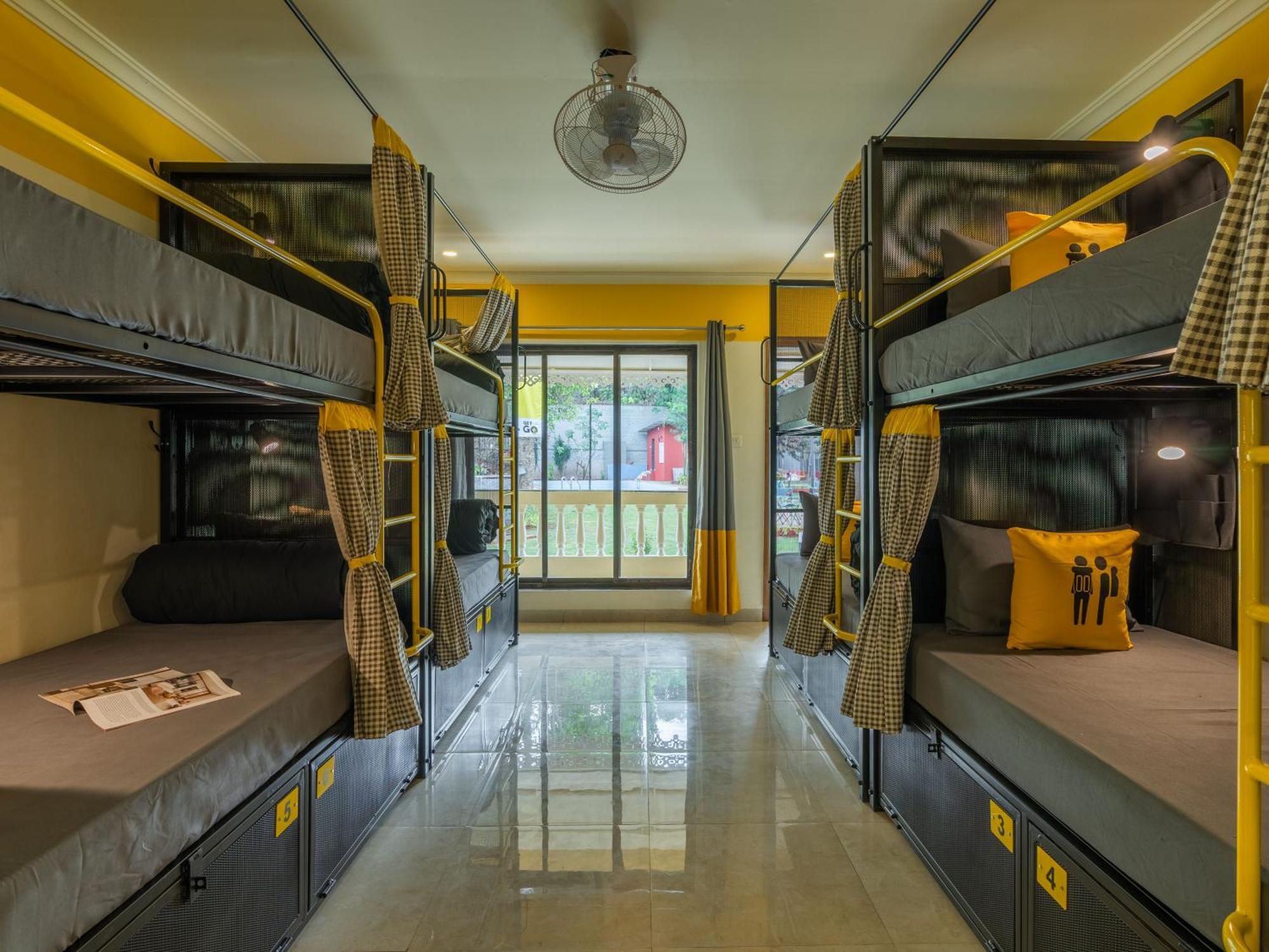 The Hosteller Lonavala, City Centre Exterior foto